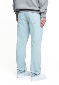 Pegador BAURES STRAIGHT - Egyenes szárú farmer - sand washed blue