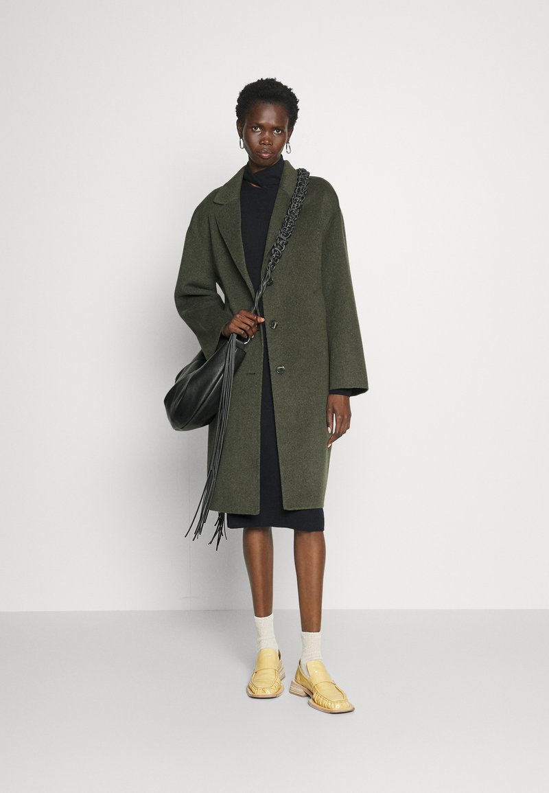 Marimekko KAPITEELI SOLID COAT - Klassischer Mantel - green 