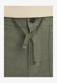 Odabrano, deep lichen green