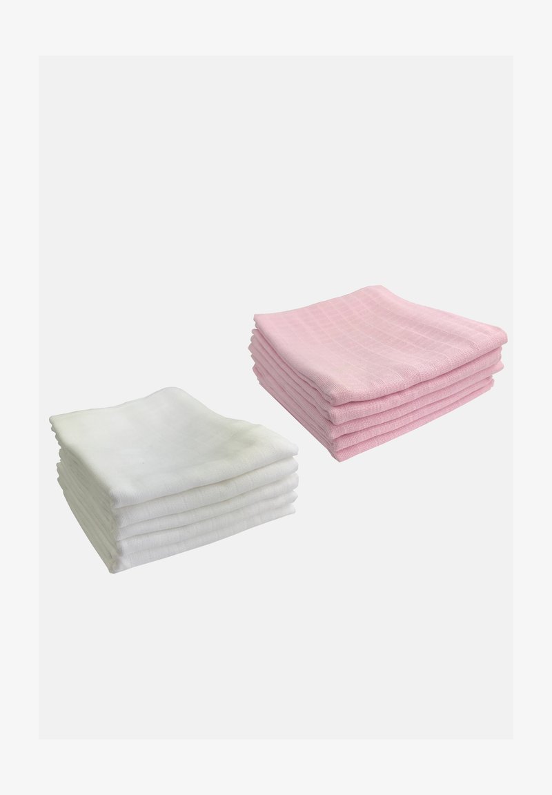 Zwei Stapel aus Baumwoll-Musselintüchern: ein Stapel weiß, ein Stapel rosa. Jedes Tuch hat eine dezente Gitterstruktur.