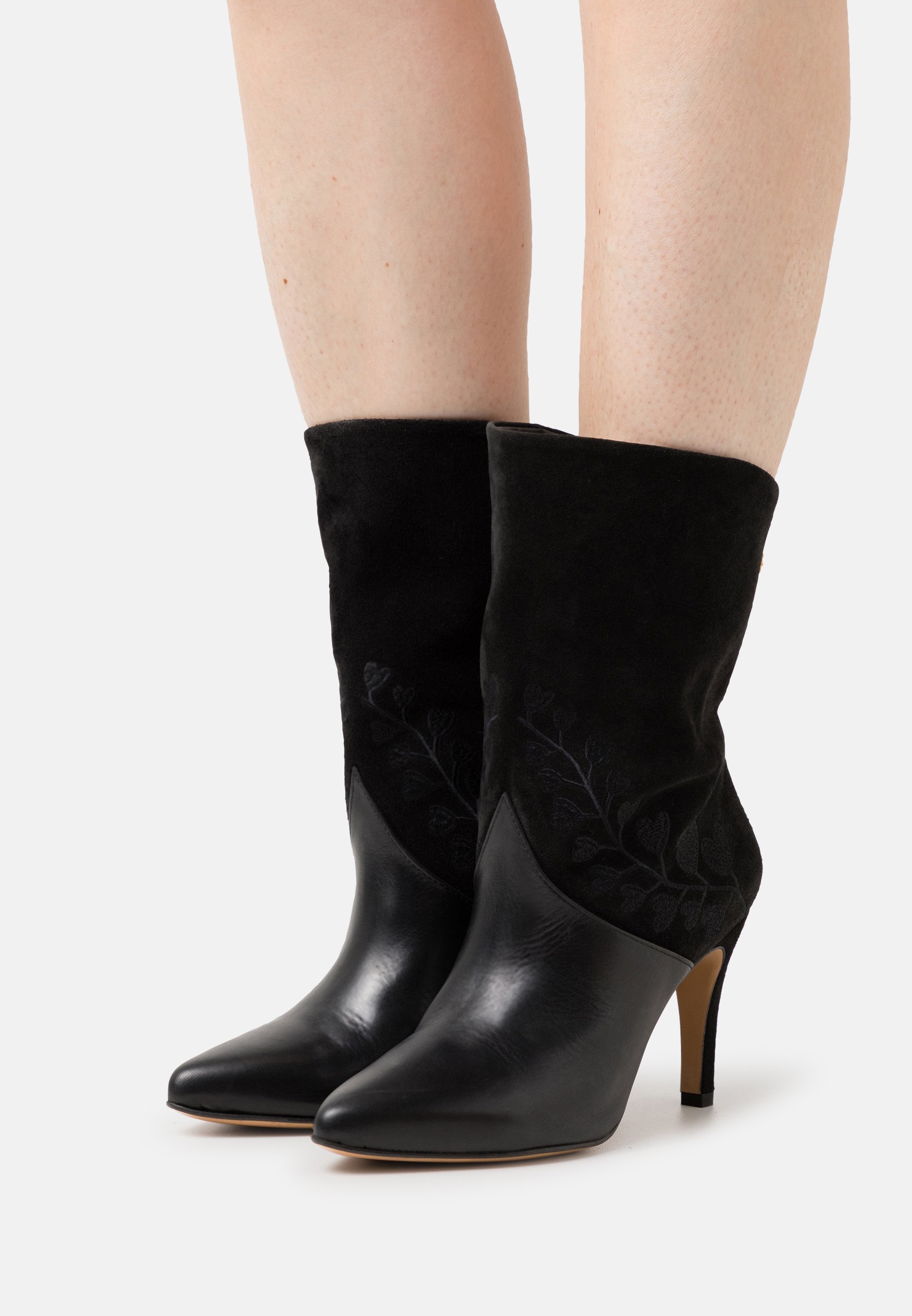 Fabienne Chapot ELLE EMBROIDERY BOOT - Enkellaarsjes met hoge hak -  beige/zwart - Zalando.nl