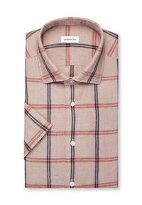 Chemise beige à manches courtes avec boutons, rayures verticales et horizontales rouges et noires, pliée avec col visible et étiquette de marque à l'intérieur.