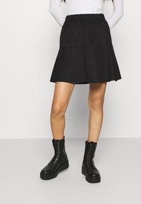 Vero Moda Gonna a campana - black