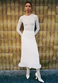 EDITED CATALINA - Maxi skirt - weiß