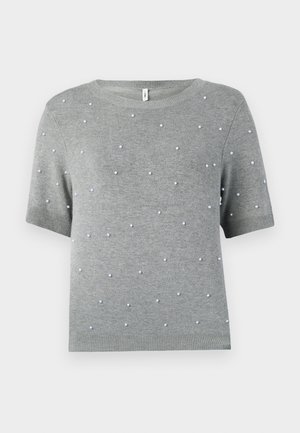 Grijze trui met korte mouwen, voorzien van een ronde hals en verspreide witte parelachtige accenten. Zachte gebreide textuur met geribde zoom en mouwen.