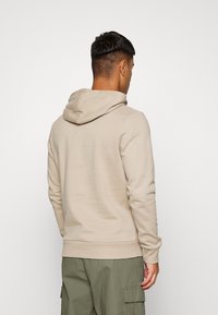 Jack & Jones JJCONTRAST HOOD - Sweatshirt - crockery
