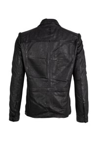 Giubbotto in pelle nera con una texture liscia, dotato di un colletto classico, accenti sulle spalle e dettagli delle cuciture visibili sul retro.