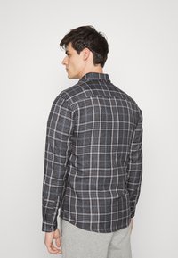 Only & Sons ONSLOKI - Camisa - stormy weather