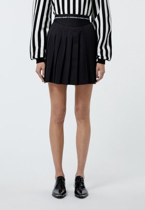 A-linjainen hame - black