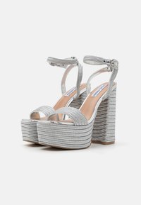 Steve Madden LAYERED - Kõrge kontsaga sandaalid - silver