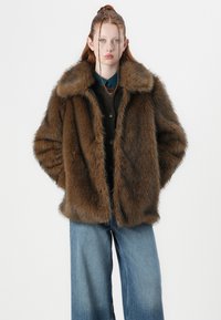 Vero Moda VMGLORIA JACKET - Vinterjakke - emperador