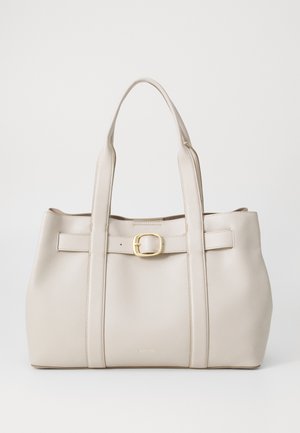 Borsa a tracolla in pelle beige con due manici robusti, un accento in oro e una superficie testurizzata. Forma strutturata con un ampio interno.
