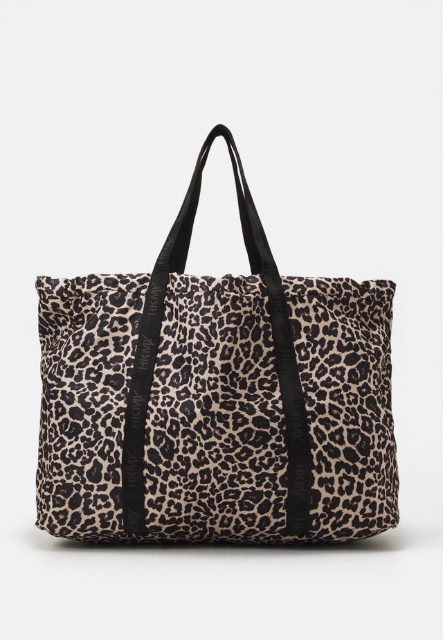 SPORTS BAG LEOPARD - Treningsbag - black