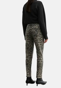 New Look Jeans a sigaretta - brown