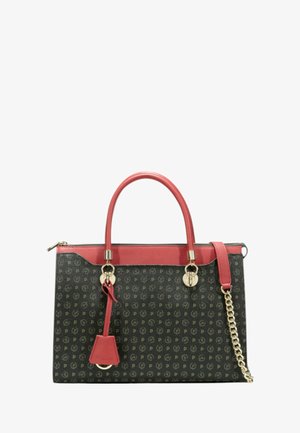 Borsa a tote con motivo nero, dettagli in pelle rossa, hardware dorato, manici doppi, tracolla rimovibile e un piccolo cartellino appendibile.