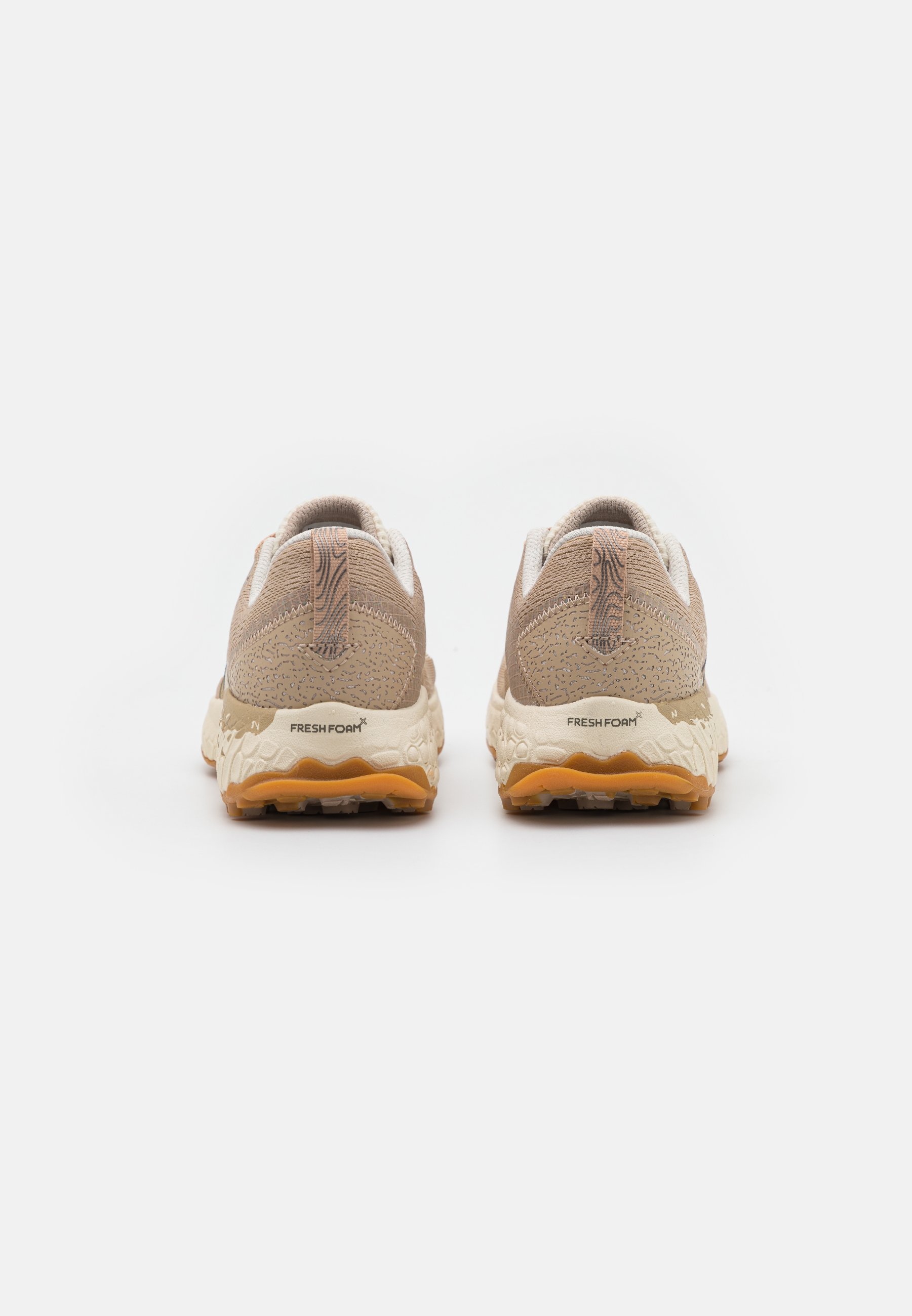 New Balance FRESH FOAM HIERRO GTX V6 - Chaussures de running - calm  taupe/beige - ZALANDO.FR