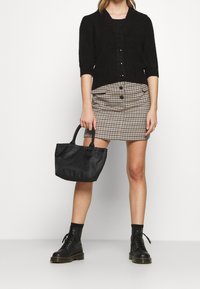 Monki Kofta - black