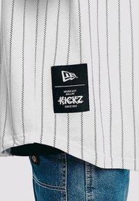 New Era Camicia - weiss