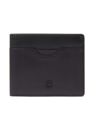 Zwarte bi-materiaal leren kaarthouder met een getextureerd bovenste gedeelte en een gegraveerd logo aan de voorkant, voorzien van een centrale kaartsleuf.