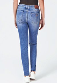 Guess Vaqueros slim fit - blue
