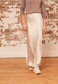 Next TAILORED  - Maxinederdele - champagne gold