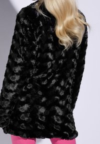 WITTCHEN Abrigo de invierno - black