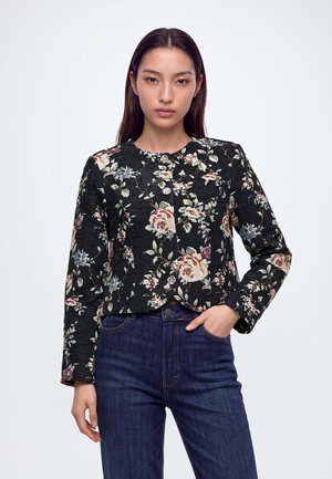 YAS, YASLAMARA  - Леко яке - black aop:lamara aop