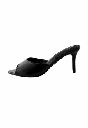 FOREVER COMFORT- REGULAR FIT - Kontsaga tagant lahtised kingad - black