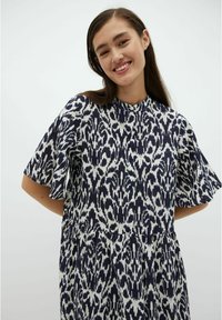 mbyM DECLANY-M - Särkkleit - devika print