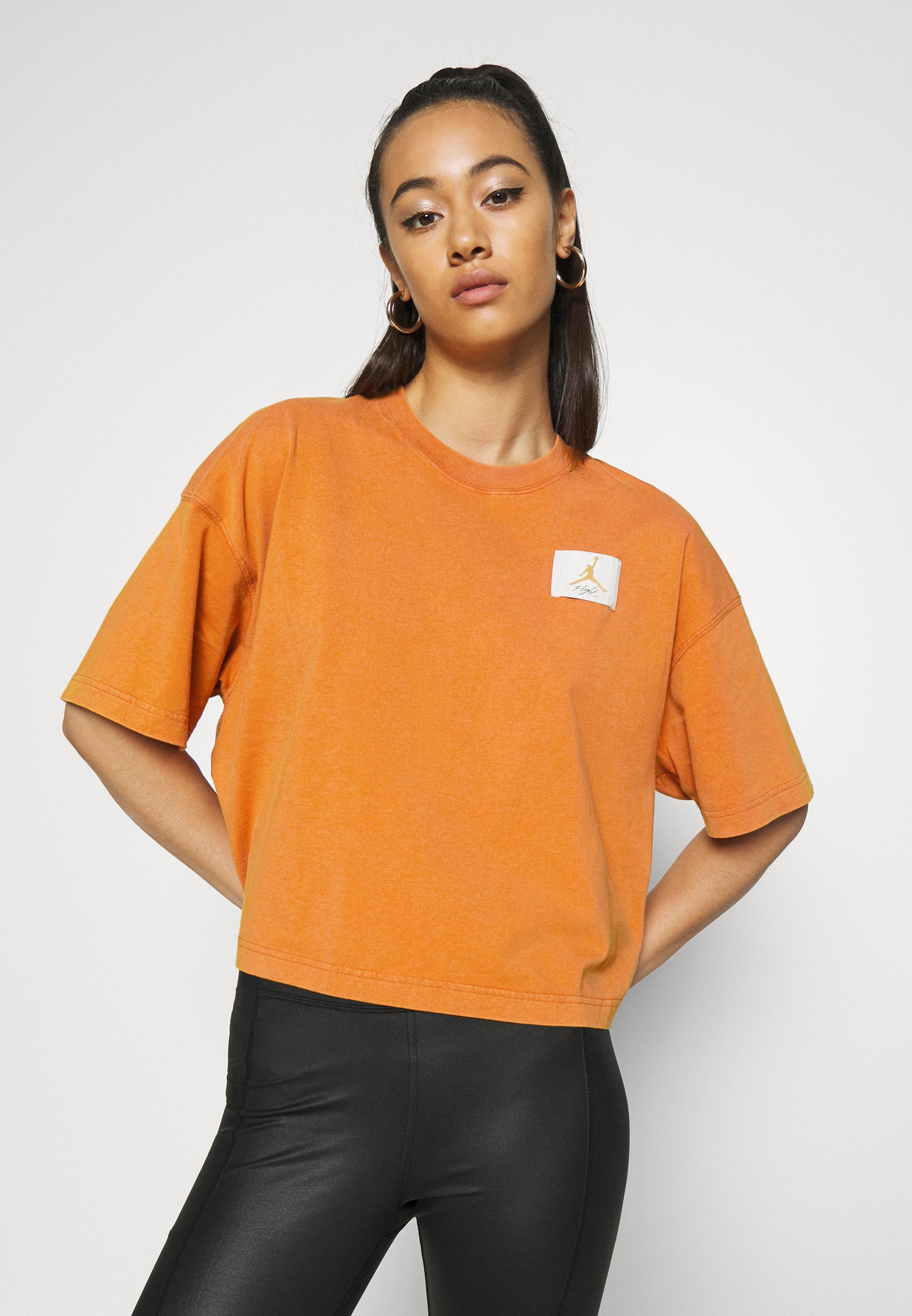 essential boxy tee