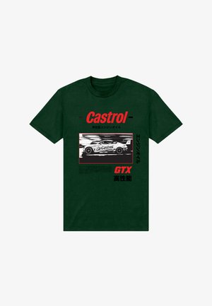 Camiseta verde oscuro con texto rojo "Castrol", gráfico de coche de carreras en blanco y negro, caracteres japoneses adicionales y texto "GTX".