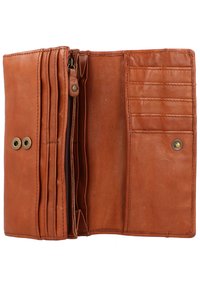 Portafoglio in pelle marrone con una superficie liscia, dotato di più slot per carte, un compartimento con zip e chiusure a pressione regolabili.
