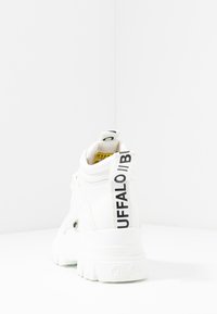 Thumbnail Image 7