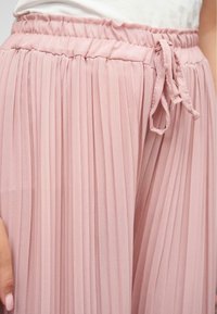 Cloud 5ive Pantalon classique - oldrose