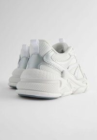 Next CHUNKY biały