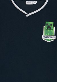 Thumbnail Image 4