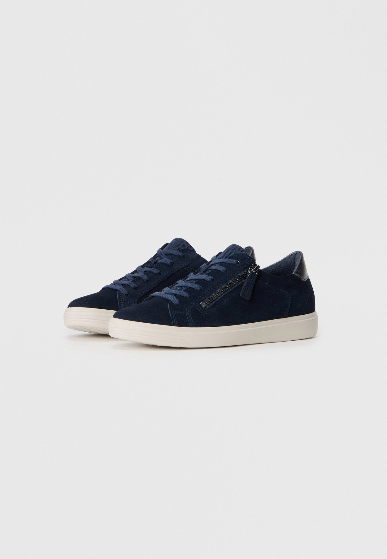 Sneaker low