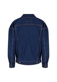 Veste en jean bleu foncé vue de dos avec des poignets boutonnés, un ourlet droit et des surpiqûres visibles.