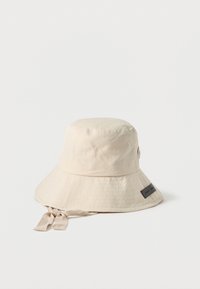 Sélectionné, light beige