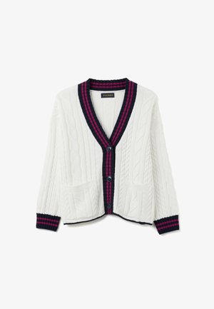 Cardigan blanc en tricot torsadé avec des bords rayés marine et magenta, trois boutons, deux poches avant et poignets côtelés.