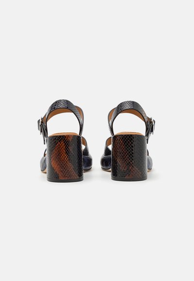 MIISTA BEVERLY SNAKE - Sandalen met plateauzool - hispania