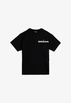 T-shirt nera in cotone con collo a giro, maniche corte e un'accenno a righe bianche sul petto con il marchio 'FREDDY'.