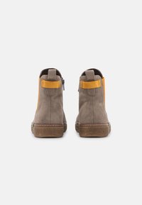 Jana Botines bajos - grey