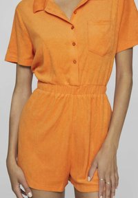 VILA KURZARM - Jumpsuit - sun orange