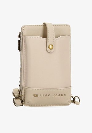 Cartera bandolera beige de Pepe Jeans con correa frontal con botón de presión, cierre con cremallera en el lateral y correa de hombro ajustable.