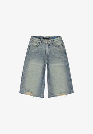 Lichtblauwe denim korte broek met een versleten design, voorzien van rafelige randen, een knoop- en ritssluiting, en vijf zakken.