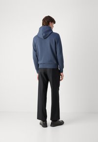 Calvin Klein HORIZONTAL LOGO ZIP THRU HOODIE - Φούτερ με φερμουάρ - ink