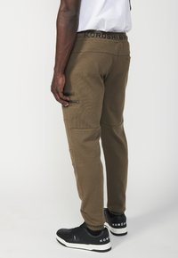 Koroshi Pantaloni de trening - vison   mink light brown