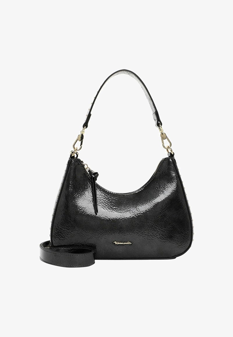 Zwarte neplederen handtas met een gebogen vorm, glanzende textuur en een afneembare schouderriem. Voorzien van goudkleurige hardware en branding.