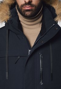 Lancerto ROTHERA granatowy